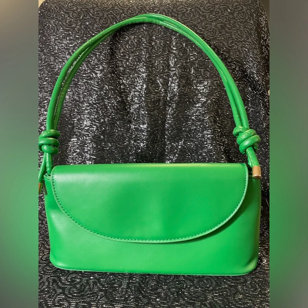 Green Knot-Handle Shoulder Bag - Picture 2 of 9